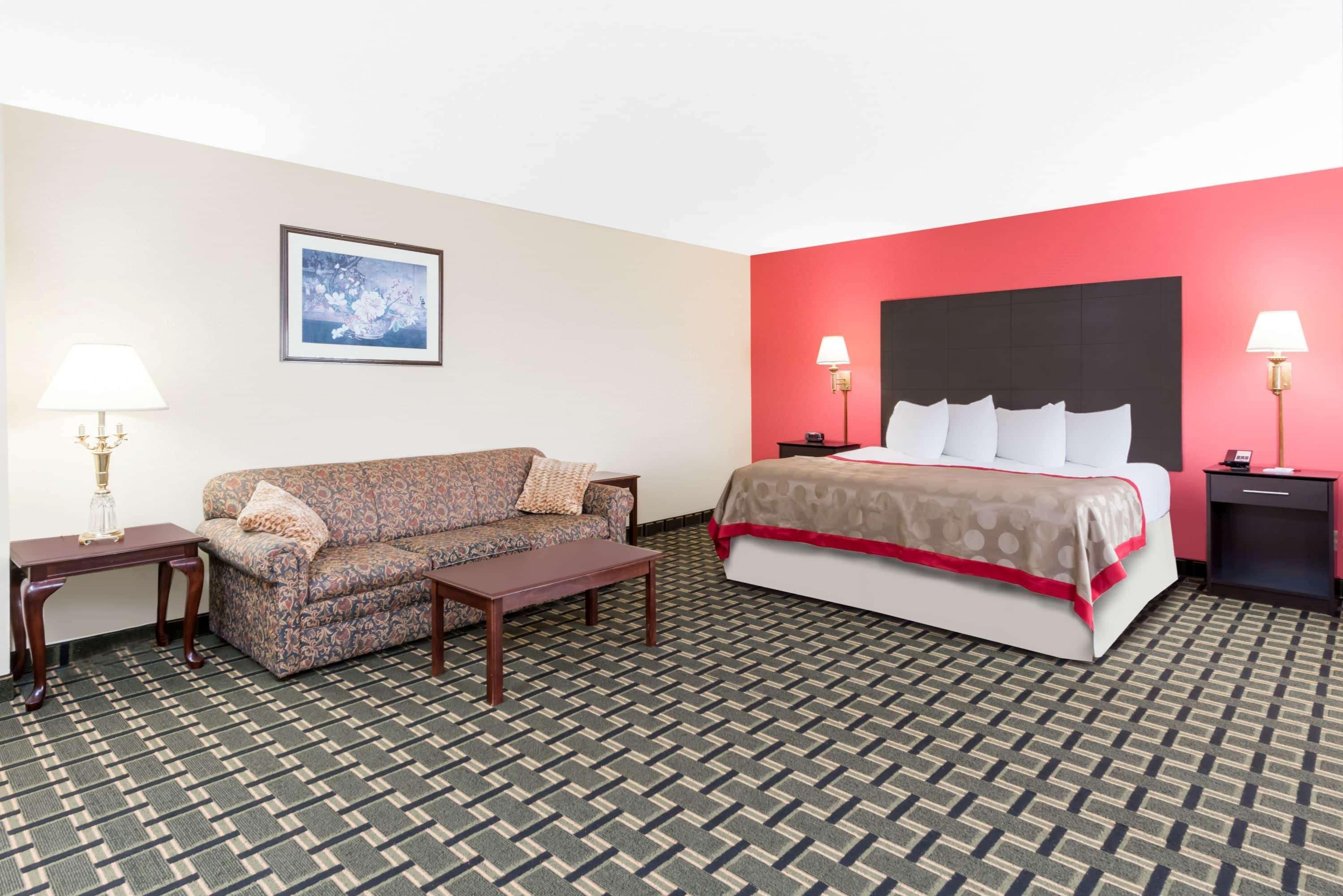 Ramada By Wyndham Vandalia Zewnętrze zdjęcie