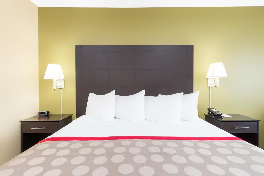 Ramada By Wyndham Vandalia Zewnętrze zdjęcie